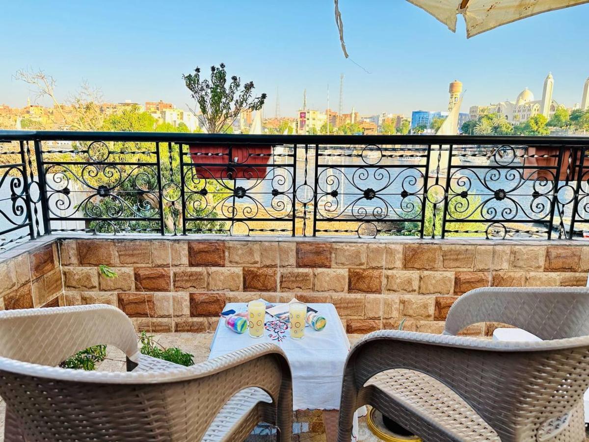 Mastonkel Hotel Aswan Bagian luar foto