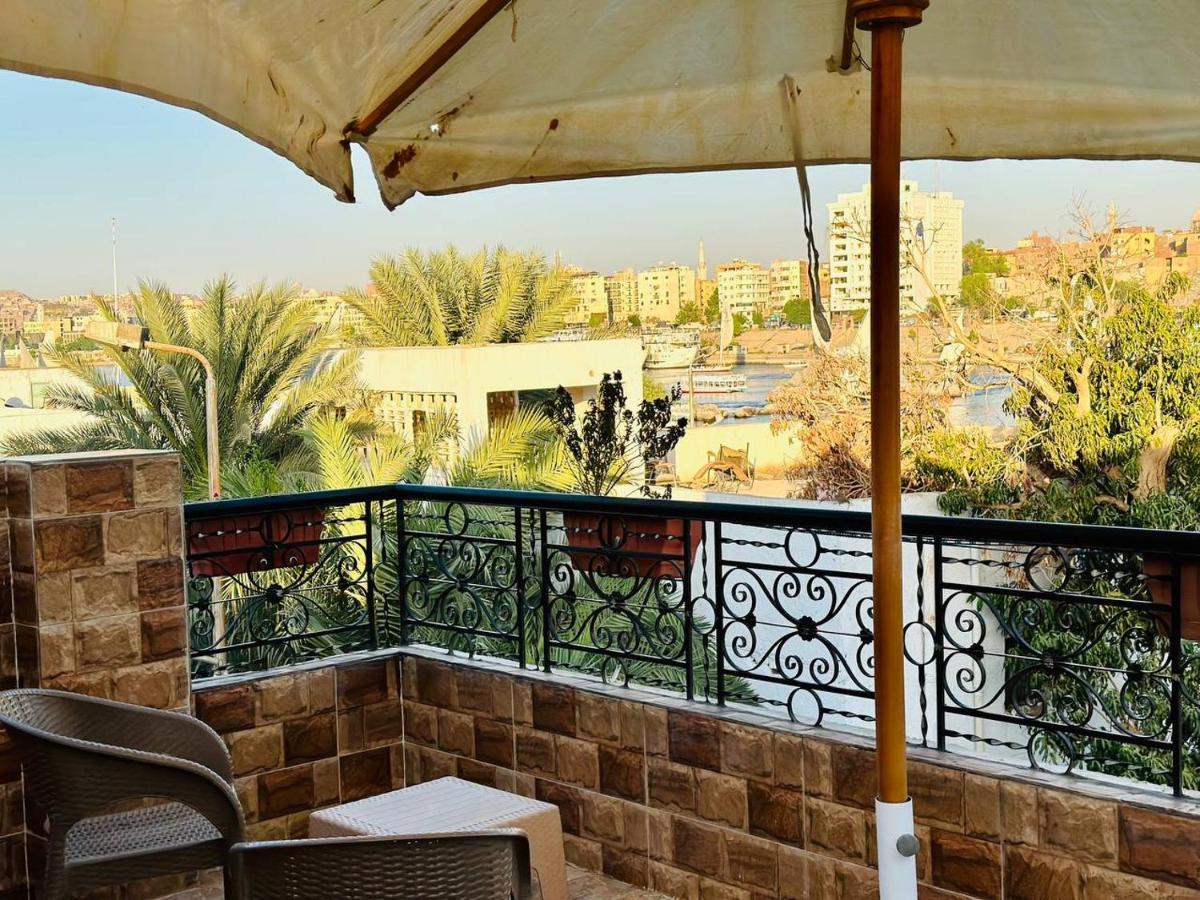 Mastonkel Hotel Aswan Bagian luar foto