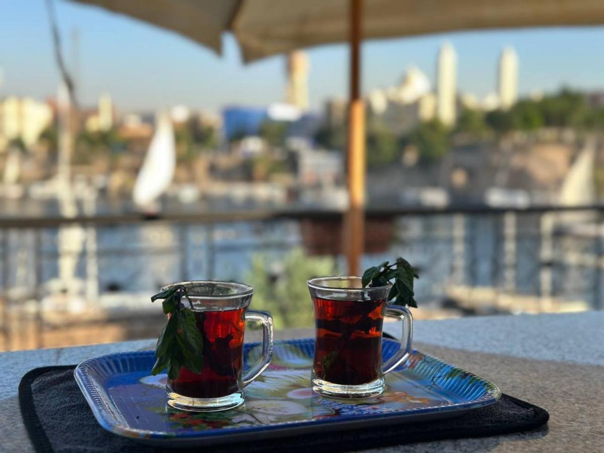 Mastonkel Hotel Aswan Bagian luar foto