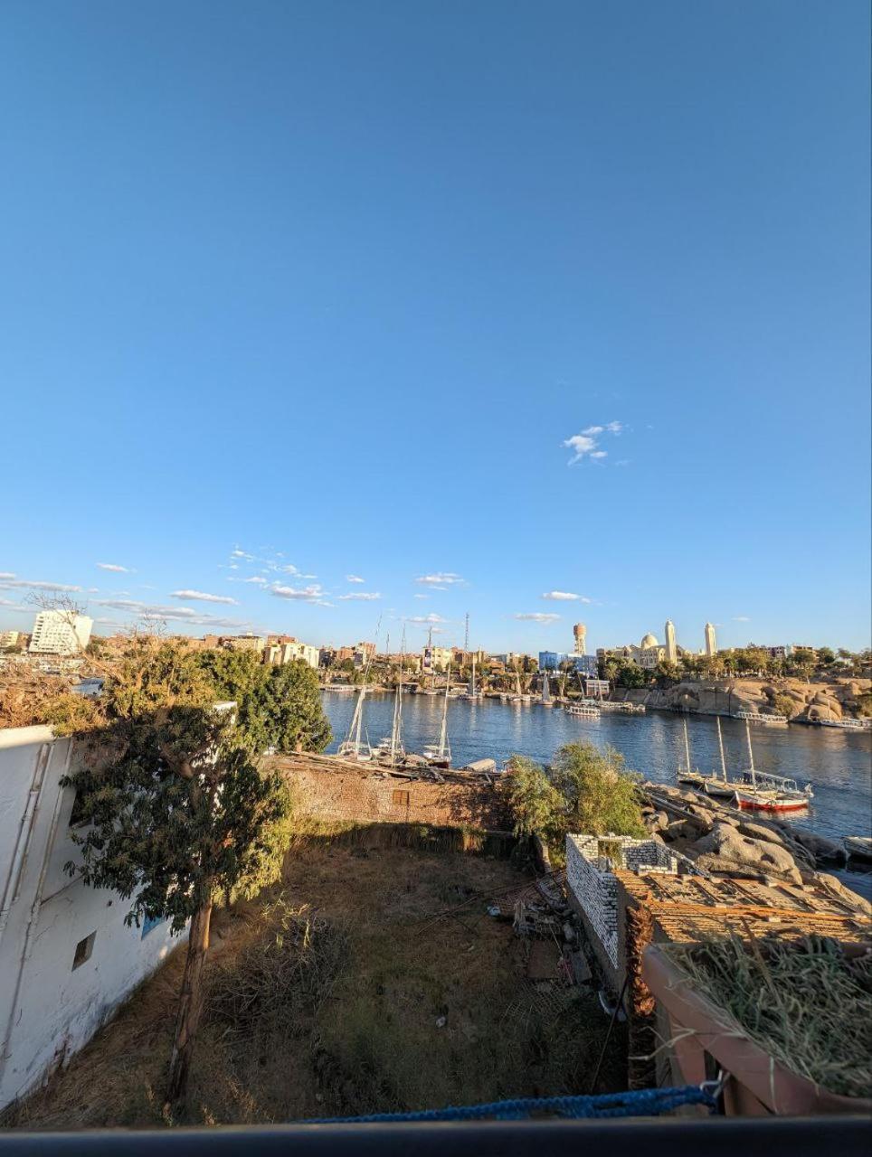 Mastonkel Hotel Aswan Bagian luar foto